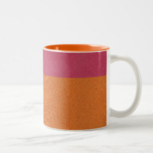 Rosa und orange lederner Blick Zweifarbige Tasse