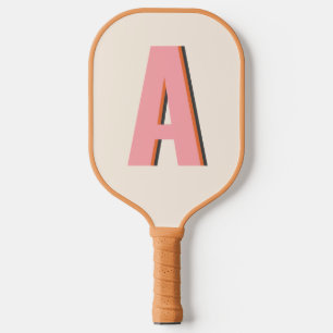 Rosa und orange Retro-Typografie-Monogramm-Initial Pickleball Schläger
