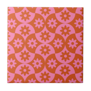 Rosa und orangefarbene Blumen auf Mid Century Scal Fliese