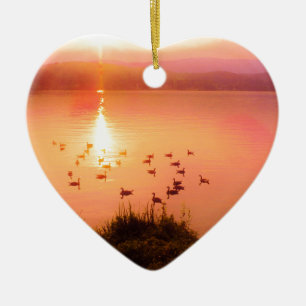 Rosa und pfirsichfarbene Seeufer Keramikornament