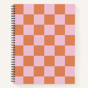 Rosa und rotes kariertes Spiralnotizbuch Notizbuch