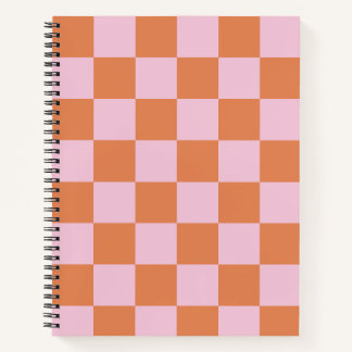 Rosa und rotes kariertes Spiralnotizbuch Notizbuch