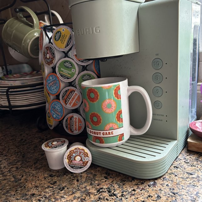 Rosa und Schokolade Sprinkle Donut Care Minze Grün Kaffeetasse (Von Creator hochgeladen)