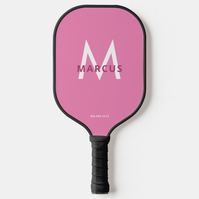 Rosa und Schwarz Einfache moderne Monogramme Pickleball Schläger (Vorderseite)