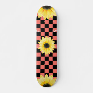 Rosa und schwarz Gelb- und Sonnenblumen Skateboard