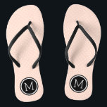 Rosa und Schwarz, Tiny Dots Monogramm Flip Flops<br><div class="desc">Maßgeschneiderte gedreht Flop Sandalen mit einem niedlichen gürtelförmigen Polka-Punktmuster und einem eigenen Monogramm oder einem anderen Text in einem Kreisrahmen. Klicken Sie auf Anpassen,  um Schriftart und Farben zu ändern oder eigene Bilder hinzuzufügen,  um ein einzigartiges Design zu erstellen!</div>