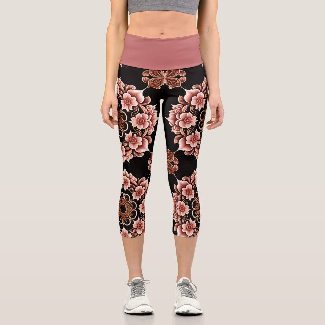 Rosa und schwarzes östliches Design Capri Leggings (Vorderseite)