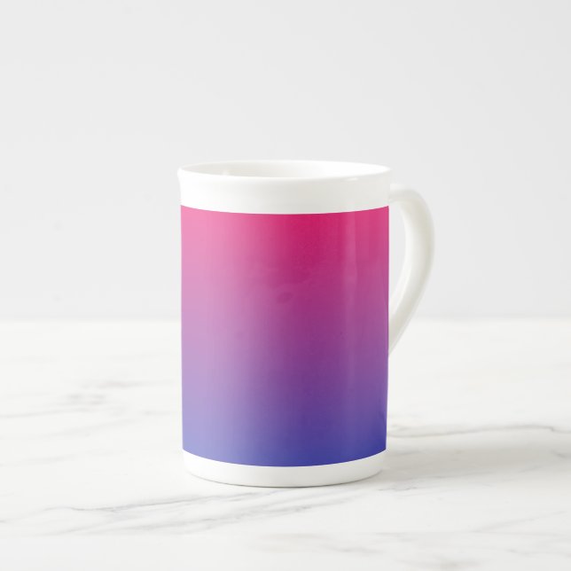 Rosa und violette Gradientfarben Prozellantasse (Vorderseite Rechts)