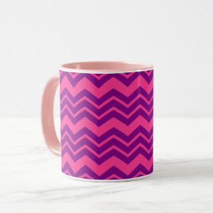 Rosa und violettes Chevron-Musterdesign Tasse
