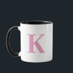 Rosa und weiß mit Monogramm Tasse<br><div class="desc">Rosa Monogramm auf weißem Hintergrund, ein perfektes mit Monogramm Geschenk, Jetzt personalisieren; klicken Sie auf die Schaltfläche Anpassen, um Ihren Ausgangstext hinzuzufügen.</div>