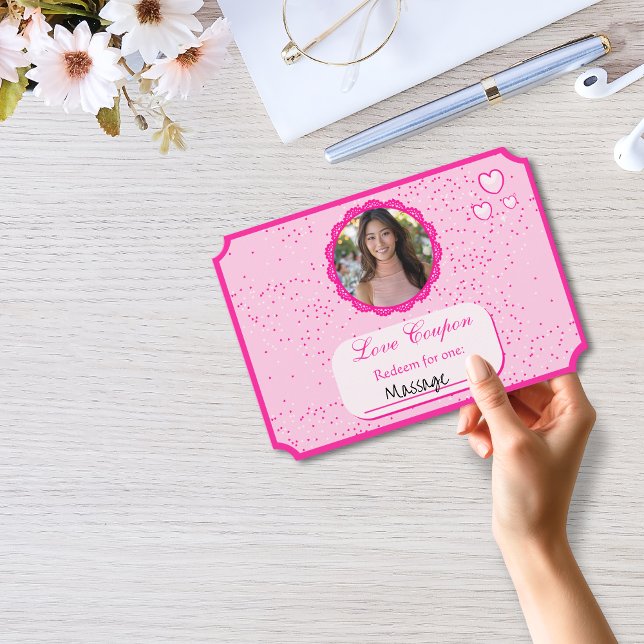 Rosa und weiße Herzen Liebe Coupons Valentinstag Einladung (Von Creator hochgeladen)