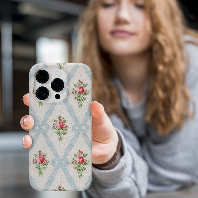 Rosa Viktorianische Rose mit blauem Flachbandgitte Case-Mate iPhone Hülle (Von Creator hochgeladen)