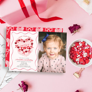 Rosa Vintage-Herztorte Mädchen Foto 2. Geburtstag Einladung