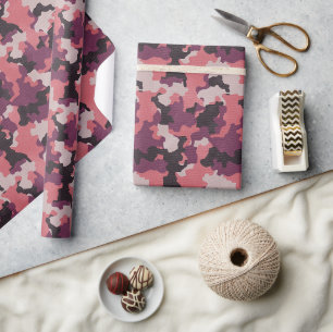 Rosa Vintage-Tarnmuster mit realistischem Grunge-E Geschenkpapier