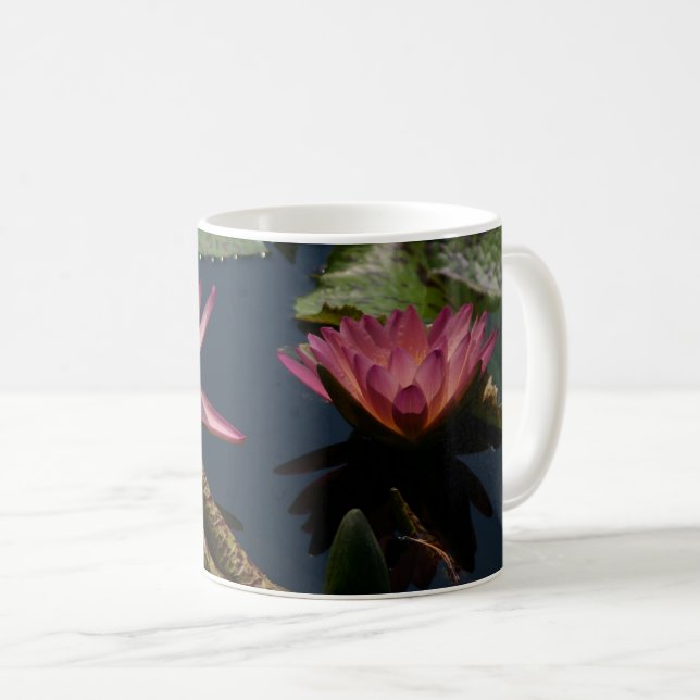 Rosa Wasserlilien Tasse (VorderseiteRechts)