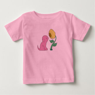 rosa Welpe und Blume Baby T-shirt