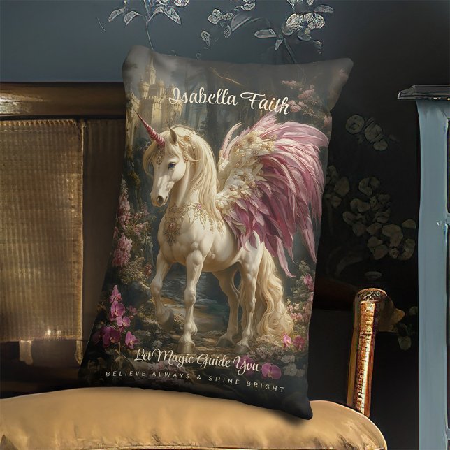 Rosa Winged Forest Unicorn Fairy Horn Lendenkissen (Von Creator hochgeladen)