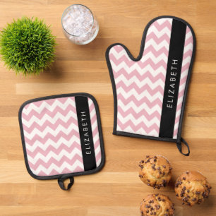 Rosa Zigzag, rosa Zickzack, Wellenmuster, Ihr Name Ofenhandschuh & Topflappen-Set