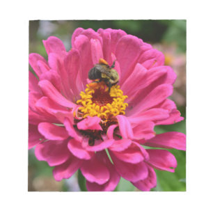 Rosa Zinnia und Hummel Notizblock