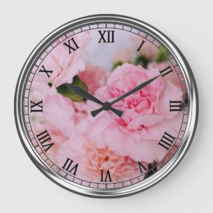 rosafarbene Nelkenblumen in Vintage-Fotografie Große Wanduhr