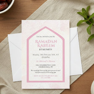 Rosafarbenes personalisiertes Ramadan Kareem Iftar Einladung