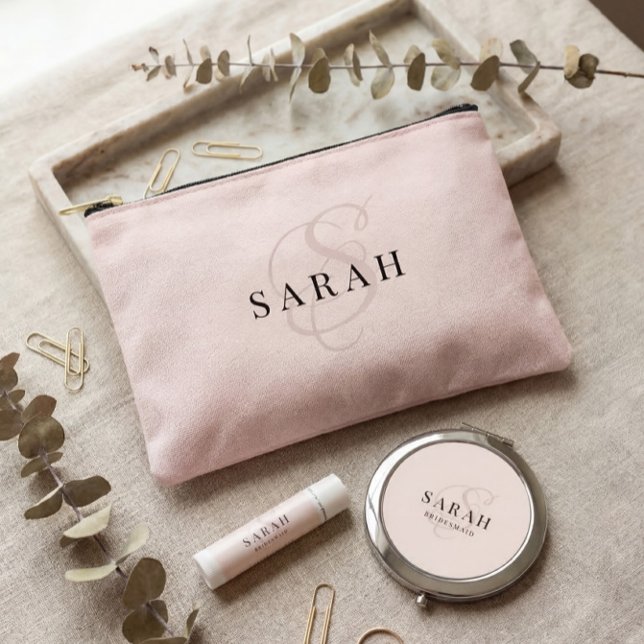 Rose Cute Monogram Custom Bridesmaid Proposal Gift Zubehörtasche (Von Creator hochgeladen)