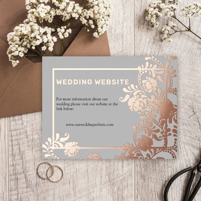 Rose Gold Blume und Frame Wedding Website Folie Einladungspostkarte (Rose Gold Elegance Foil Wedding Website Card by the Elegant Wedding)