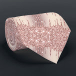 Rose Gold Blush Glitzer Neck Tie Krawatte<br><div class="desc">Rose Gold Blush Glitzer Sparkle Tropfen Chic Pink Modern - Fügen Sie Ihren einzigartigen Text / Name - Make Your Special Gift - Neu vergrössern und verschieben oder entfernen und fügen Sie Text / Elemente mit Anpassungstool. Design von MIGNED. Bitte schauen Sie sich meine anderen Projekte an. Sie können diese...</div>