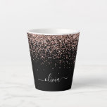 Rose Gold Blush Pink Glitzer Script Monogram Girl Milchtasse<br><div class="desc">Schwarz und Rose Gold - Schwarz Pink Sparkle Glitzer Script Monogram Name Latte Coffee Cup Tasse. Das macht den perfekten 16 Geburtstag,  Hochzeit,  Brautparty,  Jubiläum,  Babydusche oder Junggeselinnen-Abschied Geschenk für jemanden,  der Lieben glamourösen Luxus und schicke Stile.</div>