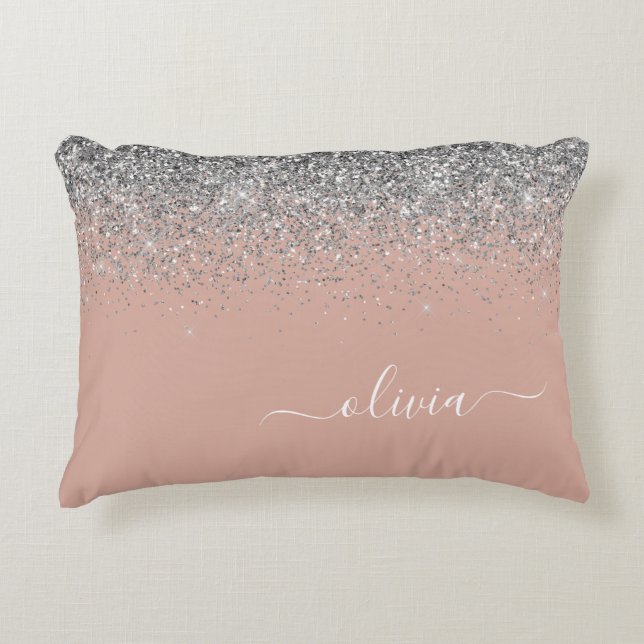 Rose Gold Blush Pink Silber Glitzer Monogramm Dekokissen (Vorderseite)