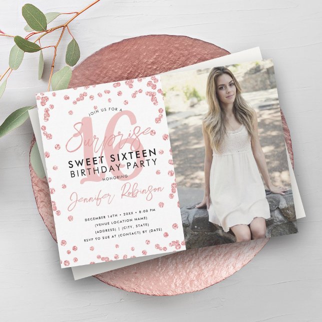 Rose Gold Confetti Foto Überraschung Sweet 16 Einladung (Rose Gold Confetti Photo Surprise Sweet 16 Invitation)