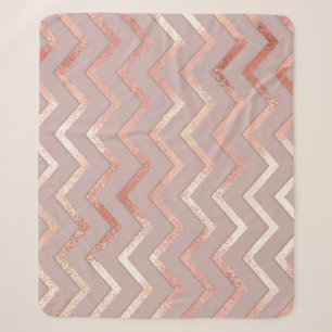 Rose Gold: elegantes Vintages Muster. Sherpadecke