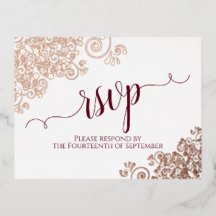 Rose Gold Frills & Burgundy auf White Wedding RSVP Folie Einladungspostkarte