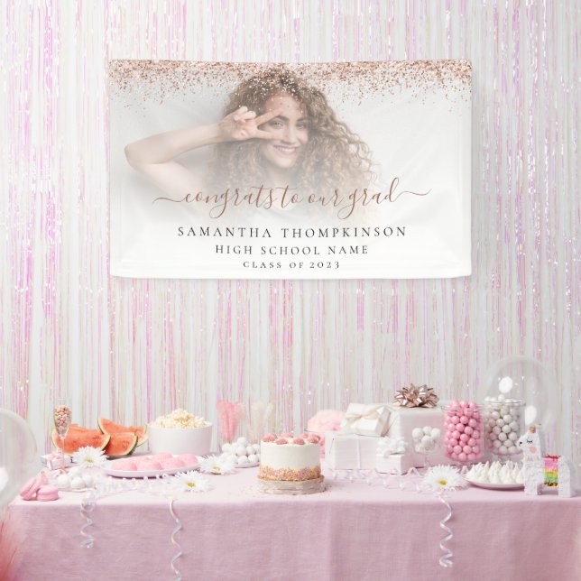 Rose Gold Glitzer Foto Script 2024 Abschluss Banner (Party)