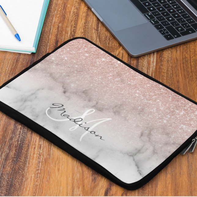 Rose Gold Glitzer ombre Marmor Monogram Laptopschutzhülle (Von Creator hochgeladen)