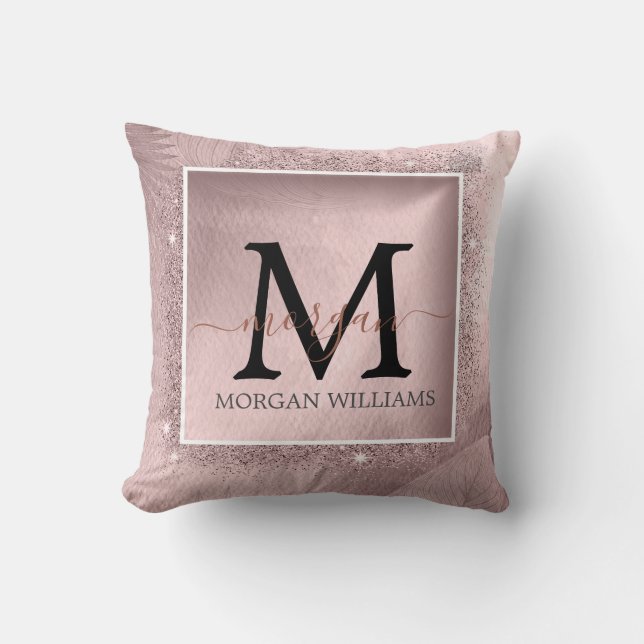 Rose Gold Glitzer Script Monogram Kissen (Vorderseite)