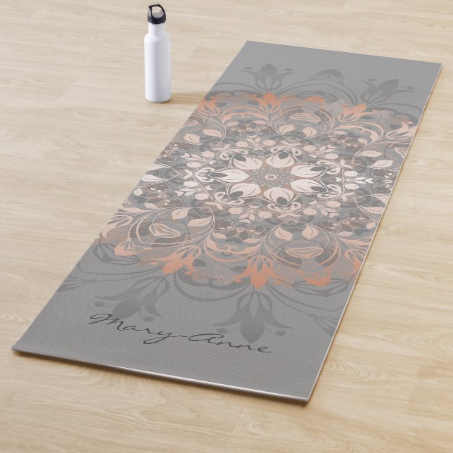 Rose Gold Gray Floral Mandala Monogram Yogamatte (Beispiel)