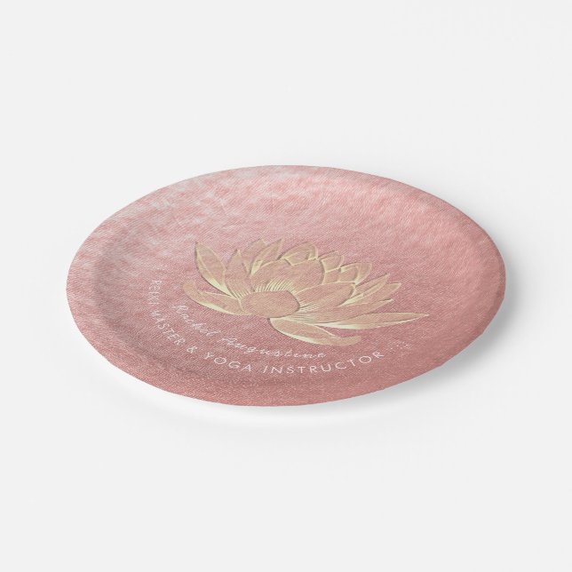 Rose Gold Lotus Yoga Studio Meditation Instructor Pappteller (Schrägansicht)