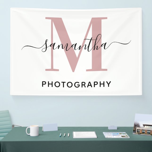 Rose Gold Minimalistisch Monogram M Logo Banner (Messe)