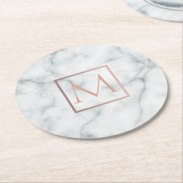 Rose Gold Monogramm auf weißem Marmorstein Runder Pappuntersetzer