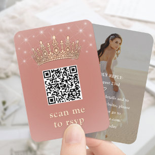 Rose Gold Quinceañera-Krone Scan Me QR RSVP Begleitkarte