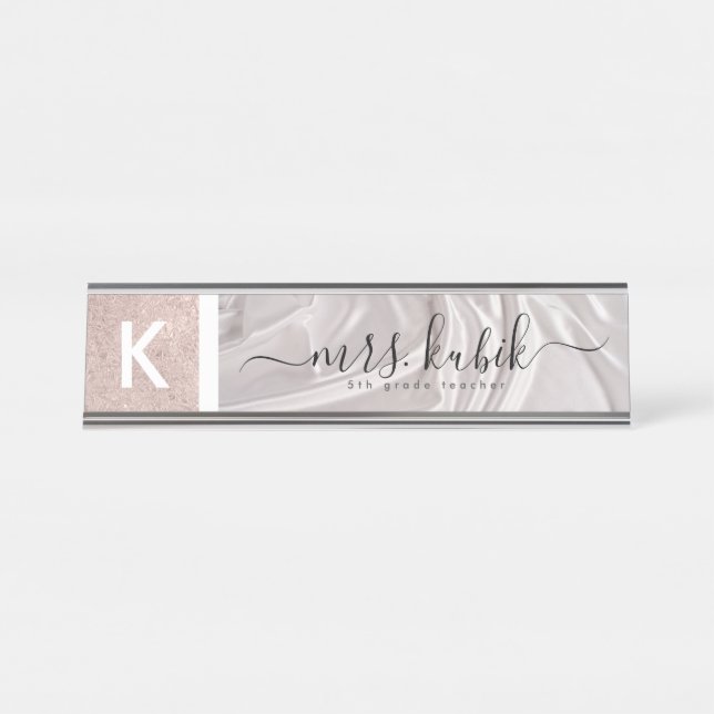 Rose Gold und Satin Personalisierter Schreibtisch  Schreibtischnamensplakette (Vorderseite )