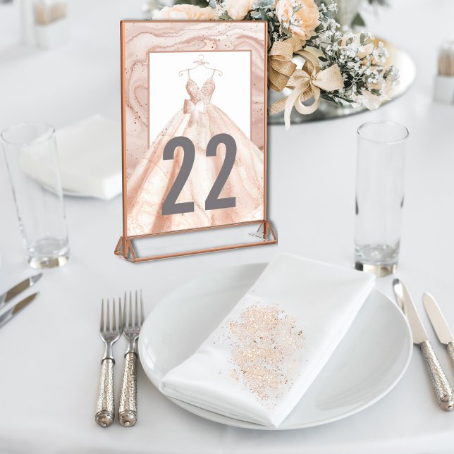 Rose Gold Watercolor Bridal Dress Tischnummern (Von Creator hochgeladen)