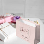 Rose Goldnamenskript 40. Geburtstag Große Geschenktüte<br><div class="desc">Rose Gold,  Hintergrund erröten. Vierzig ist mit einer düsteren Rose Gold Skript geschrieben. Personalisieren und fügen Sie einen Namen und ein Datum hinzu.</div>