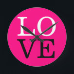 Rose Hintergrund Liebe Hochzeit Runde Wanduhr<br><div class="desc">Sie können die Schriftart und Farben leicht ändern. Sie können auch Ihr Logo und das Hintergrundbild hinzufügen,  wie Sie möchten.</div>