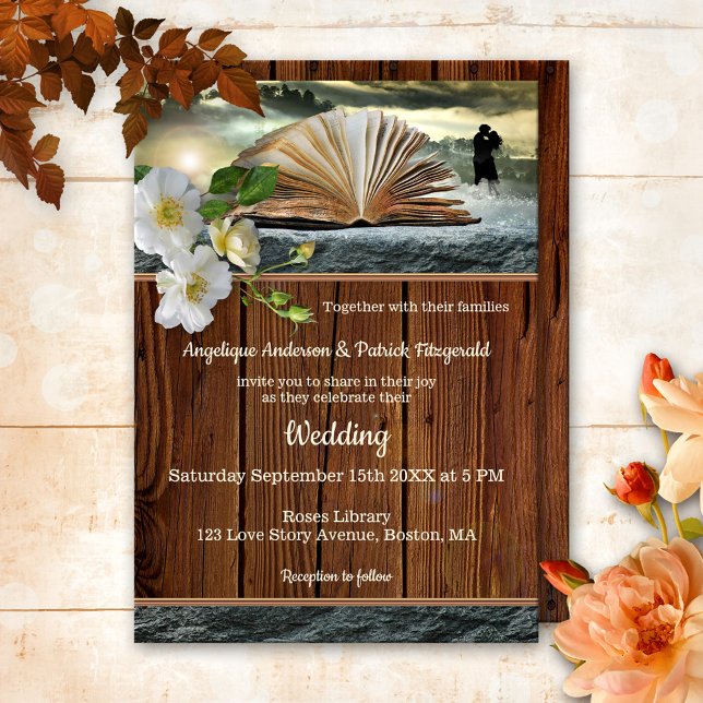 Rose Liebe Buch Hochzeit oder Jubiläum Einladung (Artistic wedding invitation featuring roses on a book in a romance novel scene with rustic wood)