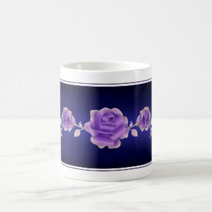 Rose liebt Design Lila Rose auf Metallic Blue Kaffeetasse