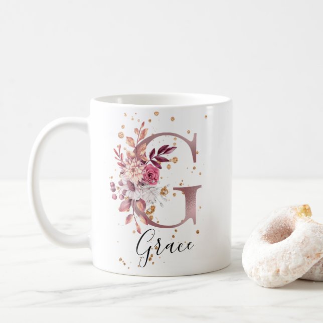 Rose Mauve Pink Floral Monogram Letter G Kaffeetasse (Mit Donut)