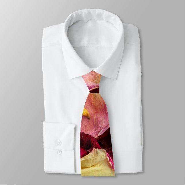 Rose Petals Krawatte (Gebunden)
