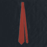Rose Red English Hütte Neck Tie Krawatte<br><div class="desc">Lebhafte Rose rote Krawatte koordiniert mit der englischen Hütte Hochzeitskollektion. Kann mit Ihrem Hochzeitstag auf der Rückseite der Krawatte personalisiert werden.</div>